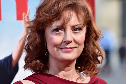 Susan Sarandon en V Magazine: "No me gustaría volver a tener 20 otra vez. Ahora sé mucho más, y estoy mucho más cómoda con mi piel. Cuando escucho a las jóvenes quejarse por cosas superficiales... ¡estáis en el pico de vuestra belleza física! Solo disfruta y deja de preocuparte por tus muslos demasiado grandes... Si estás molesta cuando tienes 25, la vida va a ser dura".