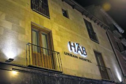 Fachada del Häb Urban Hostel, en Segovia.