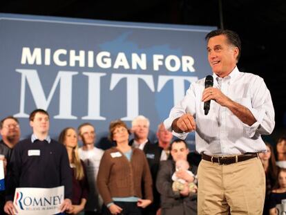 Romney en un mitin, el lunes, en Albion, Michigan. 