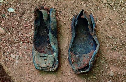 Footwear found during the exhumation of a mass grave in Fontanosas, Ciudad Real, in 2006.