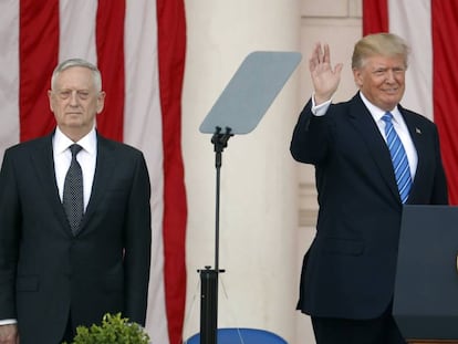 Donald Trump durante a solenidade em homenagem aos soldados mortos em combate.