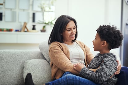Antes de presentar nuestra nueva pareja a un hijo hay que evaluar el momento emocional del menor.