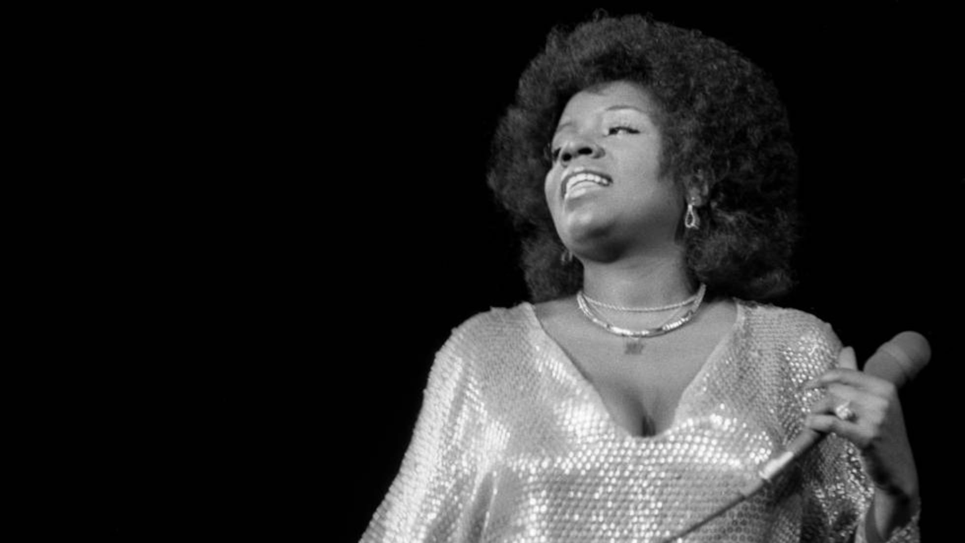 Gloria Gaynor singing onstage in the late 1970s, when the overlooked recording became a dance-floor anthem.