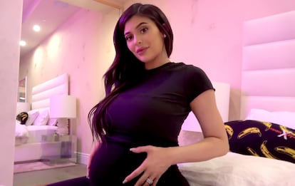Uno de los fotogramas del vídeo en el que Jenner muestra todo el proceso de su embarazo.