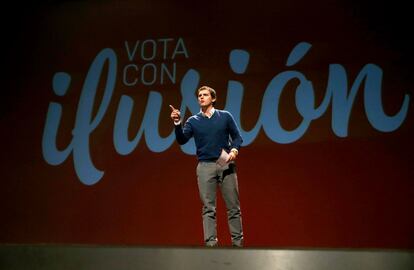 El candidato de Ciudadanos a la Moncloa, Albert Rivera, durante su intervención en un acto electoral celebrado esta tarde en Zaragoza.