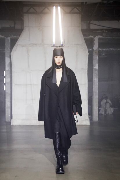 Imagen del desfile de Rick Owens.