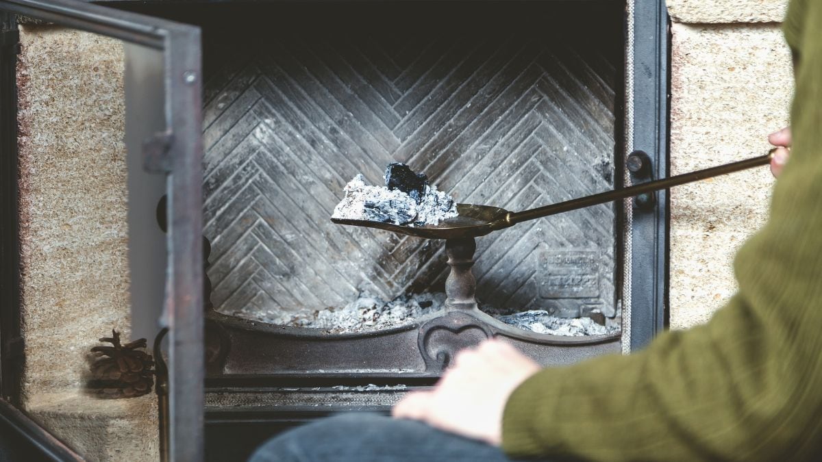 Pulizia del caminetto: l'aspiratore di cenere più venduto su Amazon