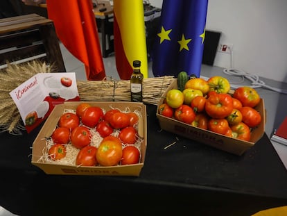 Presentación de las variedades de tomates de la Comunidad de Madrid, Moruno, Gordo y Antiguo, en el Centro de Innovación Gastronómica.