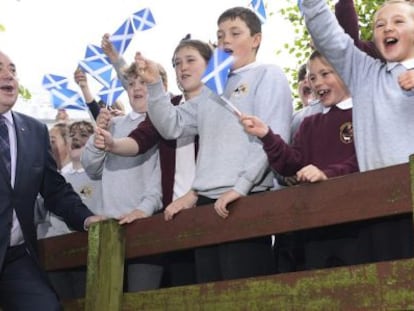 Alex Salmond, tras votar en el refer&eacute;ndum.