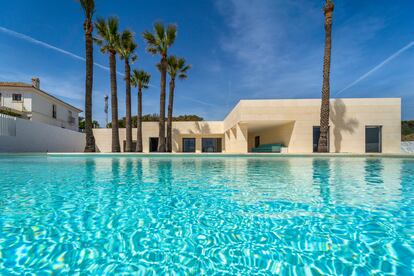Villa con piscina en Mijas, Málaga.