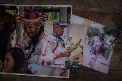 Margarito Díaz en las peregrinaciones en las que fungió como marakame.