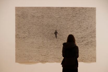 'Entrar en la obra', pieza de Giovanni Anselmo expuesta en el Guggenheim.