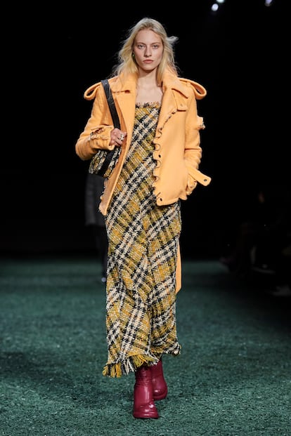 WOMEN FW 24-25/LONDON/FULL LENGTH/BURBERRY