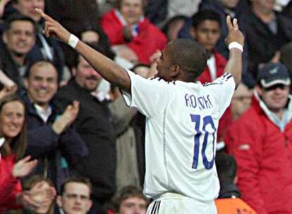 Robinho celebra su gol a Osasuna el domingo pasado en el estadio Bernabéu.