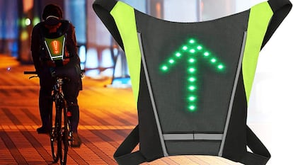 Indicar los cambios de dirección o una parada es posible de manera fácil y rápida con esta mochila con señalización LED.