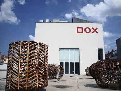 Centro de arte contempor&aacute;neo Dox, en Praga.