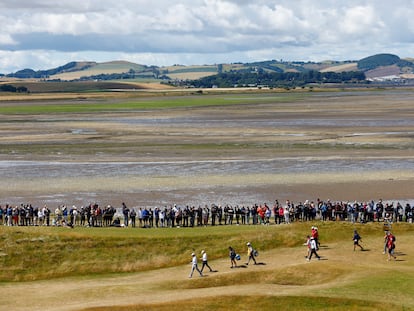 Un grupo de golfistas en Saint Andrews.