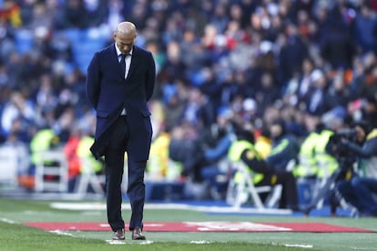 El entrenador del Real Madrid Zinedine zidane durante el partido.