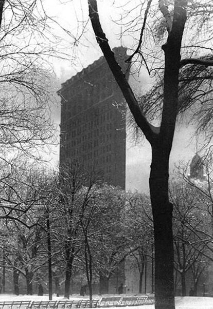 Una vista de Nueva York fotografiada por Alfred Stieglitz.