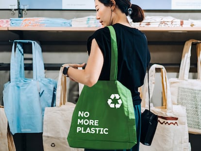 Demasiado plástico en el mundo, y mucho permanece sin reciclar