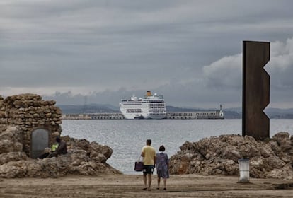 Un creuer a Tarragona.