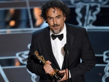 Alejandro G. Inarritu acepta el Oscar a Mejor Director por 'Birdman' en 2015.