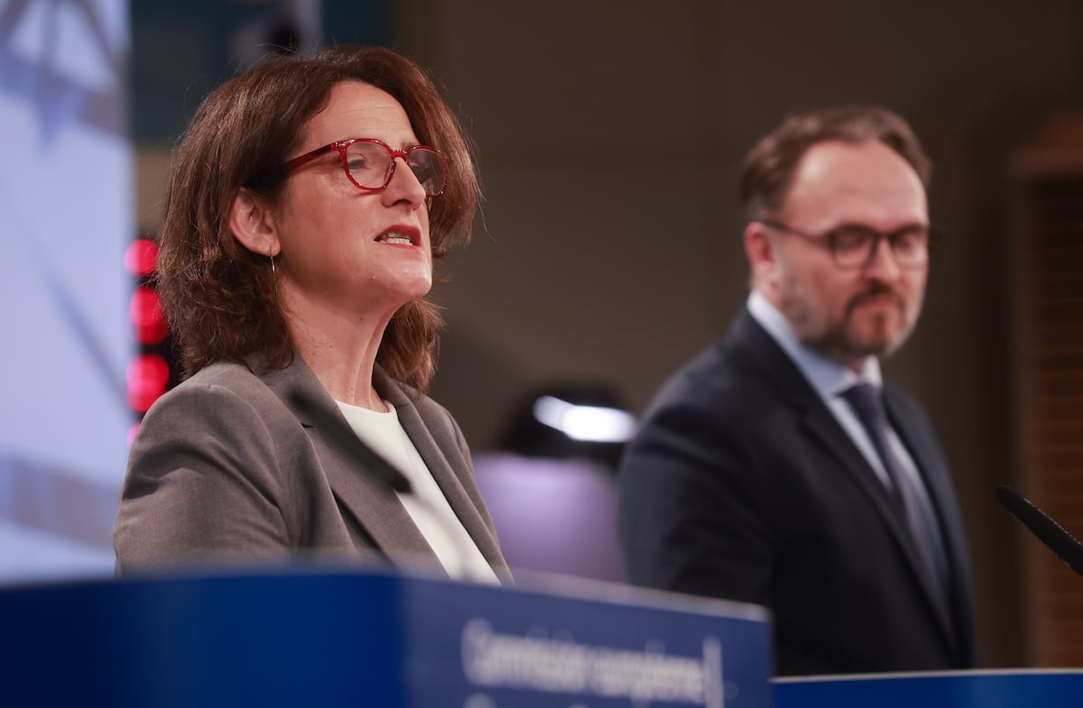 Bruselas renuncia a recomendar el teletrabajo obligatorio en su lista de medidas contra la crisis energética