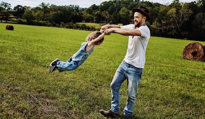 Justin Timberlake, junto a su hijo, Silas. 