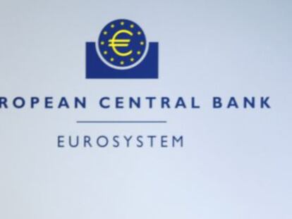 Draghi imprime casi un billón de euros para regar Europa