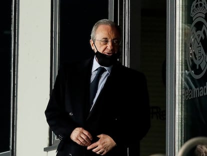 Florentino Pérez, presidente del Real Madrid, en el palco en el estadio Alfredo di Stefano en Madrid, el 16 de marzo.