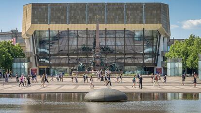 Leipzig es una de las ciudades del Estado alemán de Sajonia más ricas en lo que a historia y cultura se refiere. En la imagen, la sala de conciertos Gewandhaus.