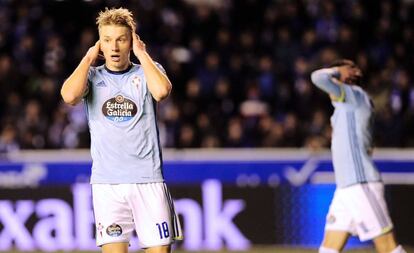 El celtista Daniel Wass se lamenta tras una oportunidad perdida en el partido contra el Alavés.