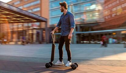 Patinete cuatro ruedas de Audi