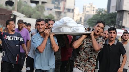 El funeral de los palestinos muertos en el ataque al hospital Al-Shifa en Gaza, el 31 de agosto.