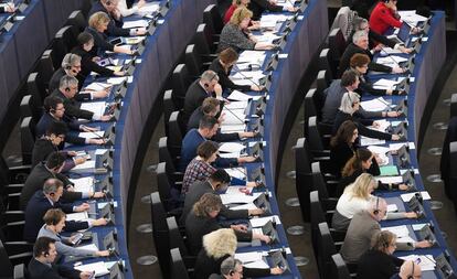 Votación en el Parlamento Europeo, el 13 de febrero.