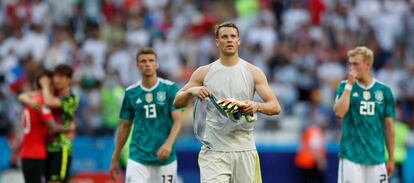 Manuel Neuer reacciona al final del partido contra Corea del Sur.