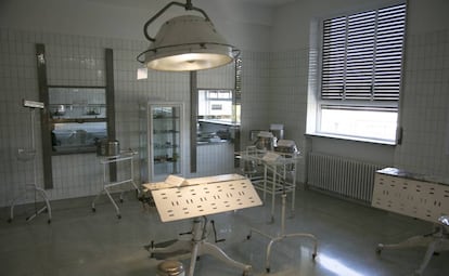 Quirófano del restaurado laboratorio de Negrín en la Facultad de Medicina de la Universidad Complutense.