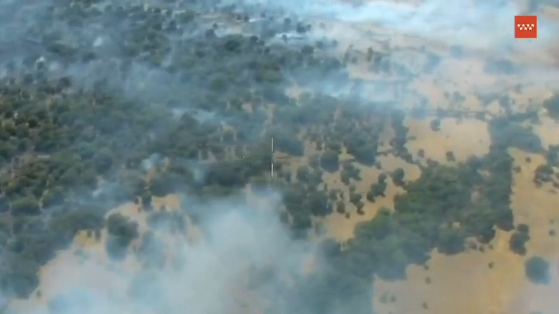 Un incendio forestal obliga a activar el primer nivel de emergencia de la Comunidad de Madrid en el municipio de Lozoyuela