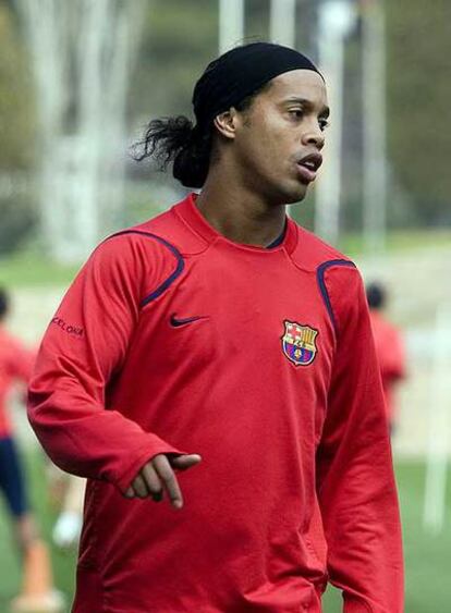 Ronaldinho, en un entrenamiento.