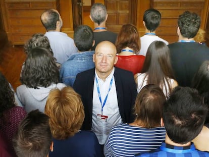 El guionista Iv&aacute;n Escobar en el taller de Guion Televisivo en Santander.
 