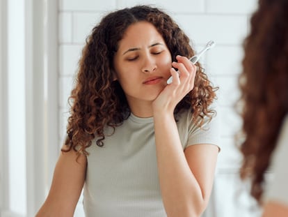 Consejos y hábitos a seguir para curar la gingivitis y evitar el sangrado de las encías. GETTY IMAGES.