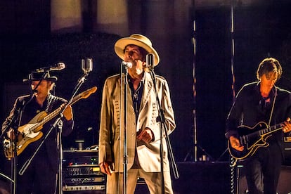 Bob Dylan actuando en Barcelona en 2015.  Foto, Ignacio Itarte