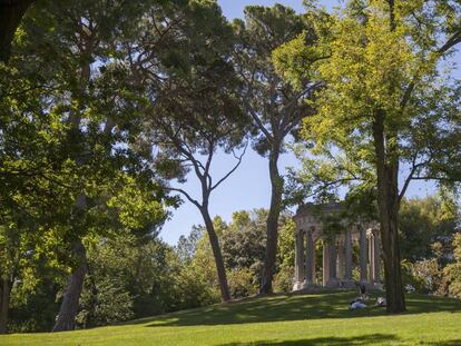 El parque de El Capricho.