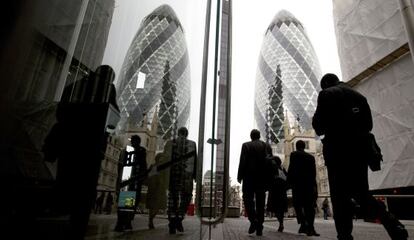 Trabajadores en la City de Londres (Reino Unido).