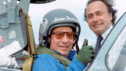 Desde la izquierda, Serge Dassault, consejero delegado de Dassault, y su hijo, Olivier Dassault.
