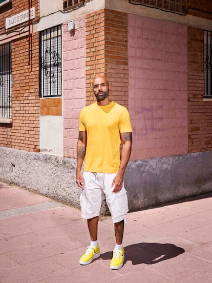 El Chojin. Músico (Torrejón de Ardoz, 48 años). De ascendencia ecuatoguineana, fue una de las figuras clave del hip hop español de los noventa. Es también escritor y comunicador.
