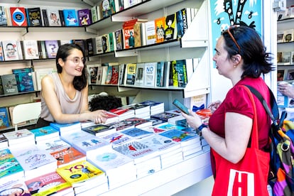 Booth of the Capitán Swing publishing house, which brings its 400 catalog titles.