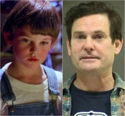 El actor Henry Thomas, conocido por interpretar a Elliott en la película de los años ochenta 'E.T., el extraterrestre', fue detenido esta semana por conducir bajo los efectos del alcohol. Con tan solo 12 años participó en la película dirigida por Steven Spielberg, pero luego no consiguió papeles tan brillantes. Continuó su carrera de actor trabajando sobre todo en series, como 'C.S.I.', 'Sin rastro' o 'Ley y orden: Unidad de víctimas especiales'. Uno de sus últimos trabajos ha sido en la serie 'La maldición de Hill House', de Netflix.