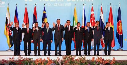 Participantes en la cumbre de la ASEAN en Singapur.