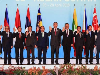 Participantes en la cumbre de la ASEAN en Singapur.